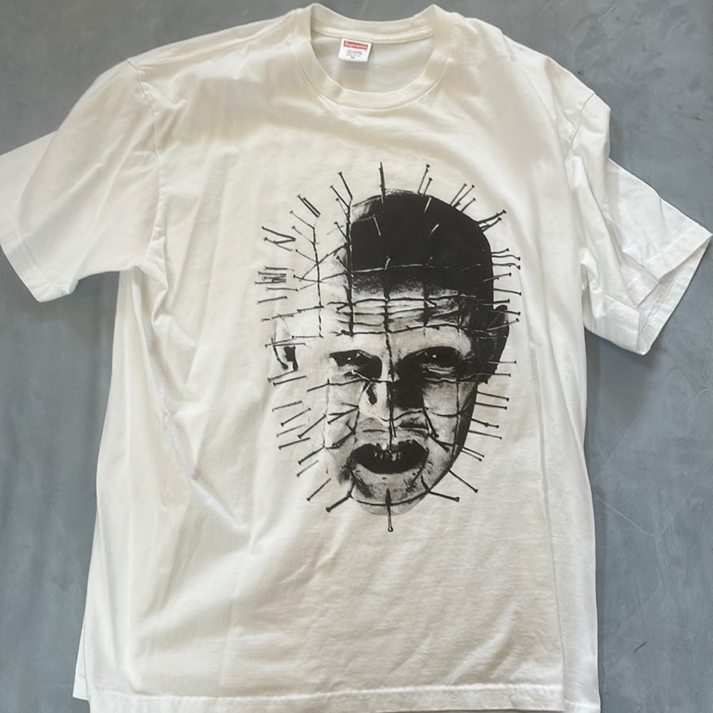 Authentic Supreme White T shirt, Size L